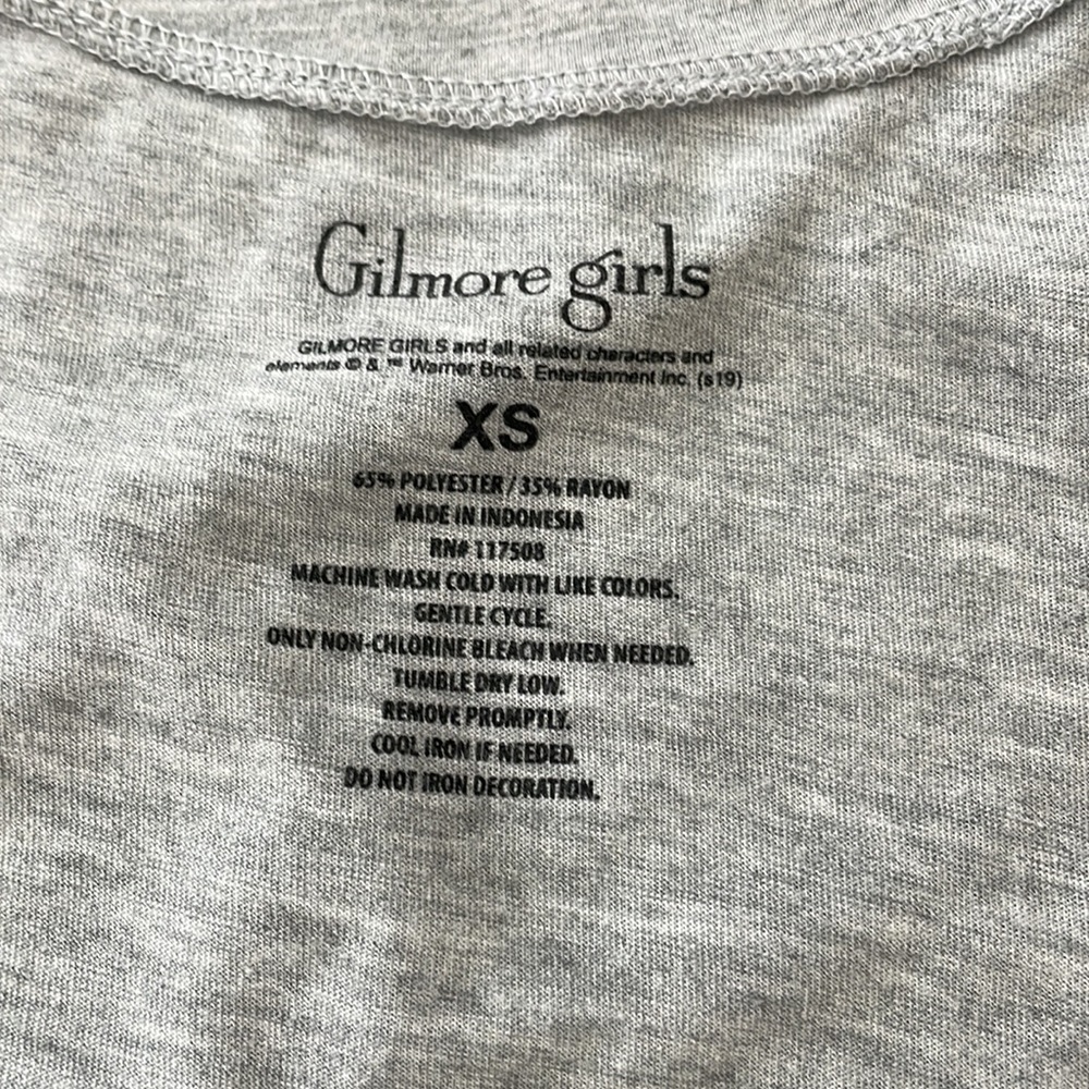 Gray Gilmore Girls T-Shirt - Picture 3 of 3